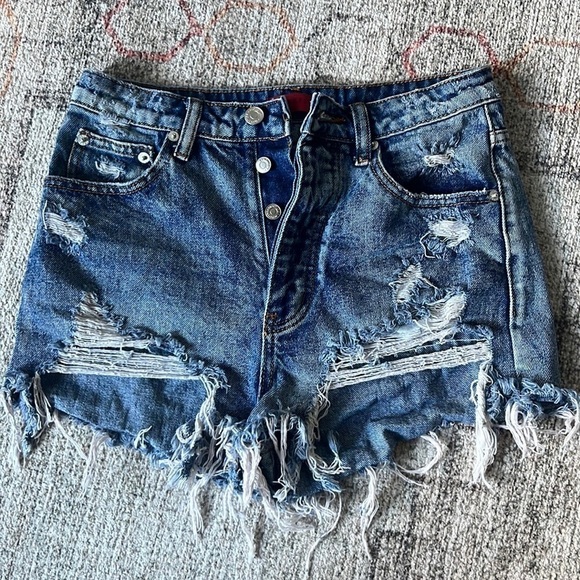 SIGNATURE8 Jean shorts cut off Distressed small - Picture 8 of 13
